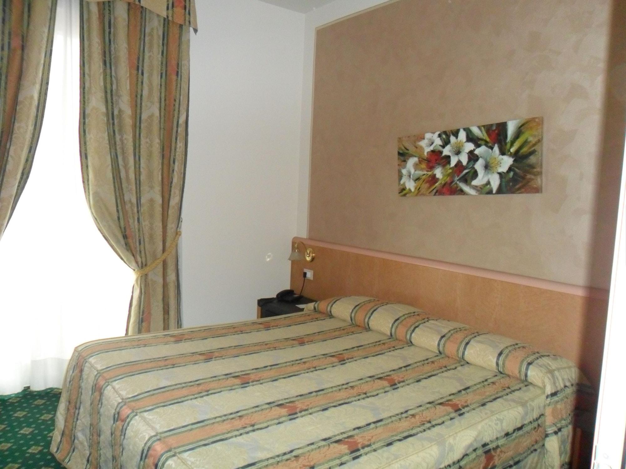 Hotel Riviera Segrate Esterno foto